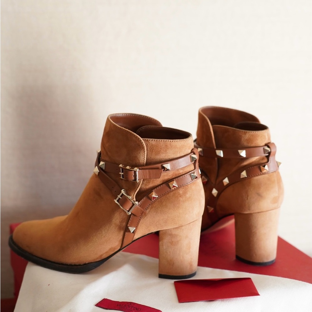 Valentino Rockstud Suede Boots
